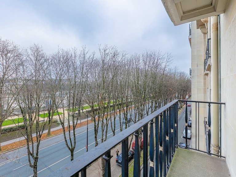 Apartment for Sale in 7th (invalides, Eiffel Tower, Orsay), Paris Left Bank (5th,6th & 7th ) 5