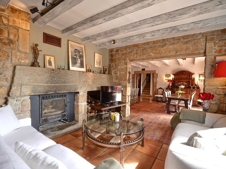 Villa for Sale in Castell D'aro, Costa Brava 6