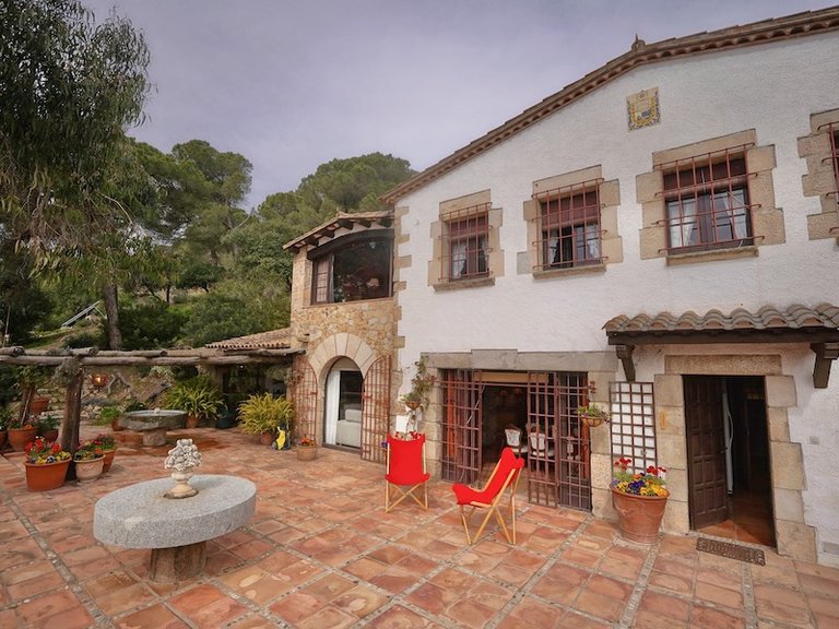 Villa for Sale in Castell D'aro, Costa Brava 2