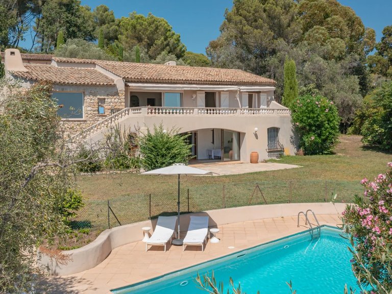 Villa for Sale in Mougins, Mougins, Valbonne, Grasse Area 1