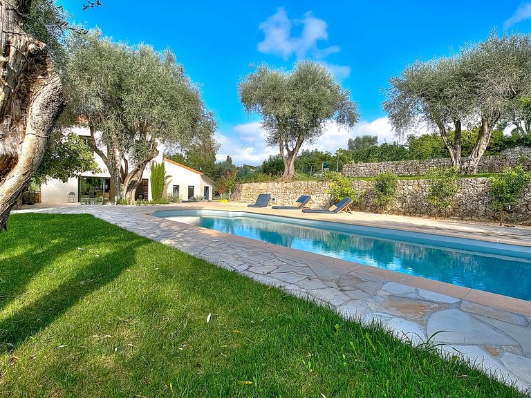 Villa for Sale in Mougins, Mougins, Valbonne, Grasse Area 2