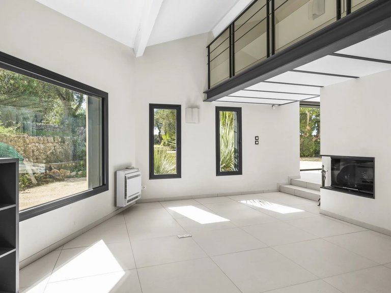 Villa for Sale in Mougins, Mougins, Valbonne, Grasse Area 14