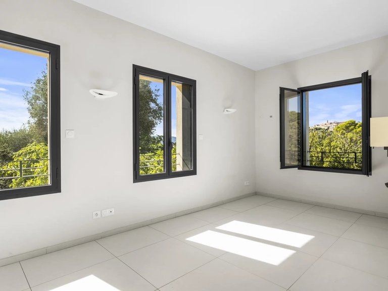 Villa for Sale in Mougins, Mougins, Valbonne, Grasse Area 15