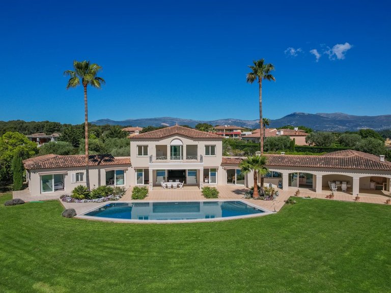 Villa for Sale in Biot, Mougins, Valbonne, Grasse Area 5