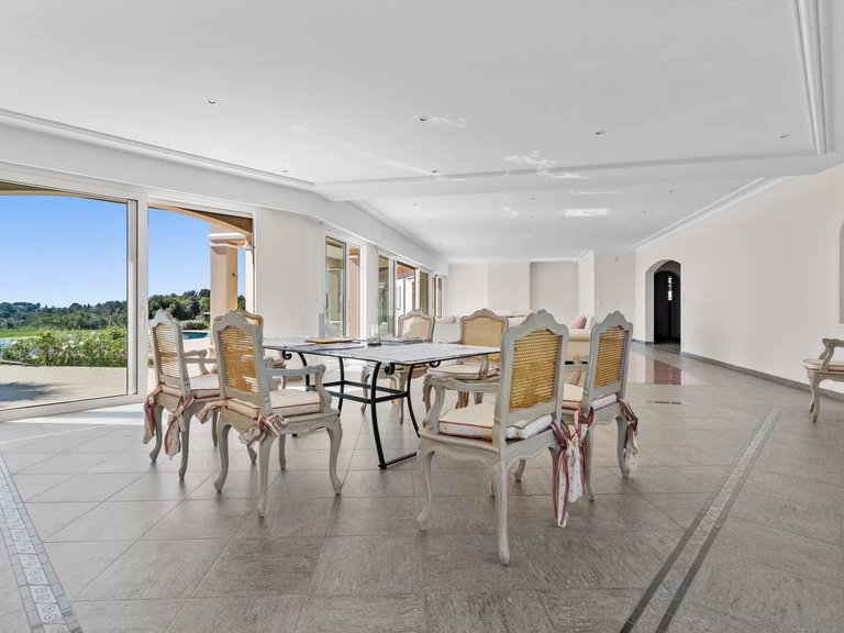 Villa for Sale in Biot, Mougins, Valbonne, Grasse Area 6
