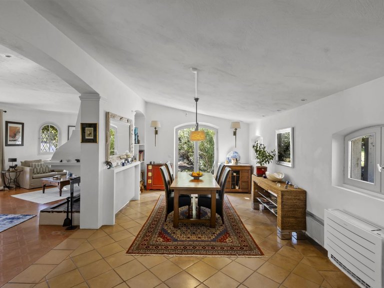 Villa for Sale in Opio, Mougins, Valbonne, Grasse Area 12