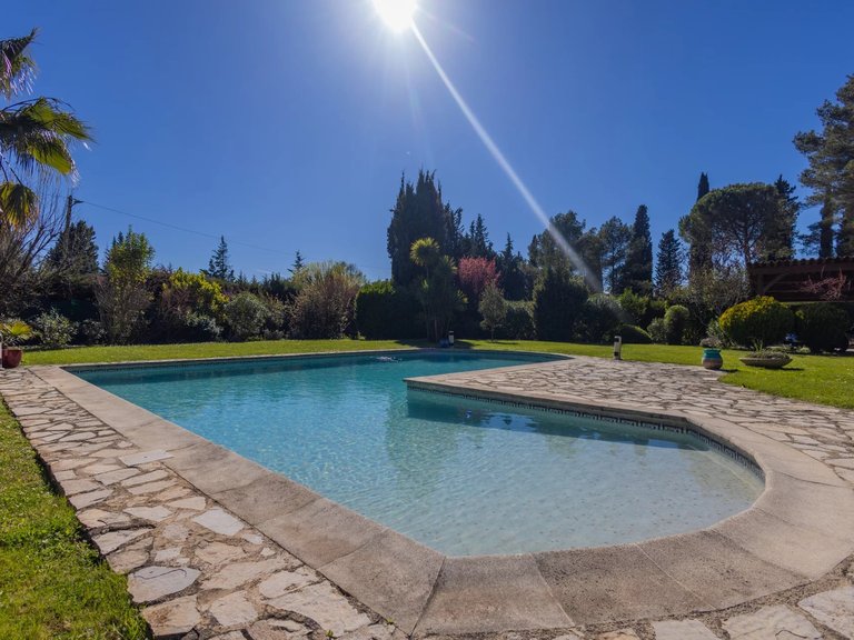 Villa for Sale in Opio, Mougins, Valbonne, Grasse Area 19