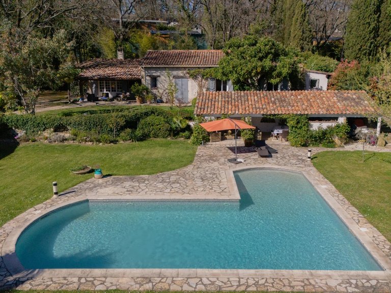Villa for Sale in Opio, Mougins, Valbonne, Grasse Area 3