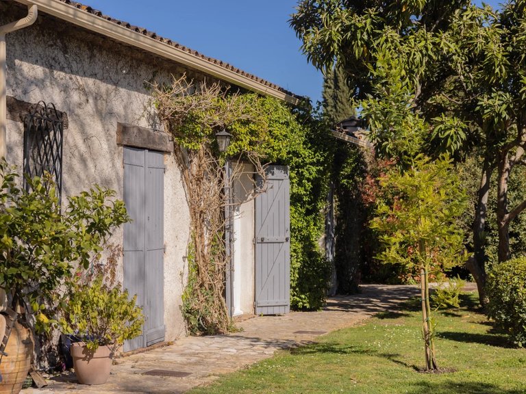 Villa for Sale in Opio, Mougins, Valbonne, Grasse Area 4