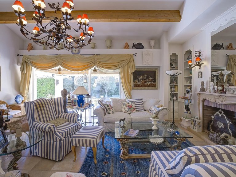 Villa for Sale in Mougins, Mougins, Valbonne, Grasse Area 7