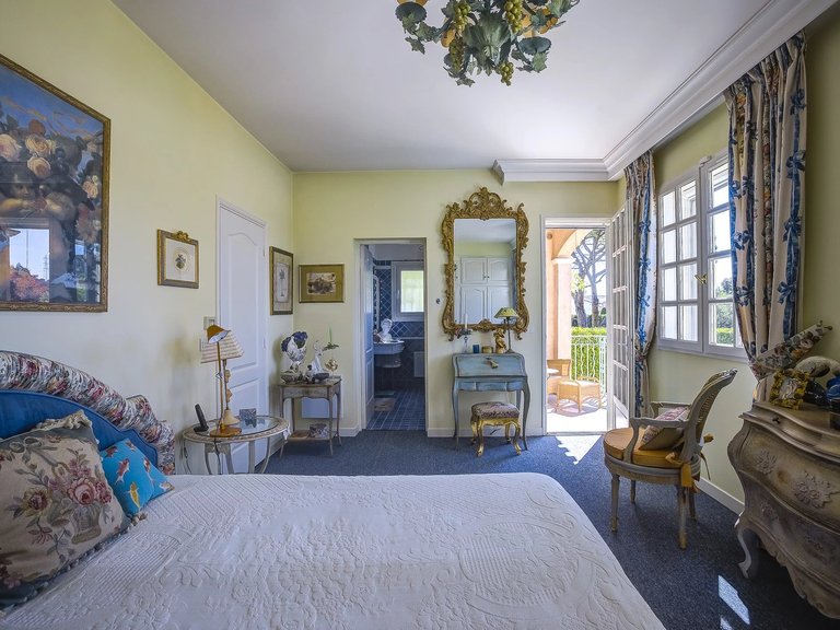 Villa for Sale in Mougins, Mougins, Valbonne, Grasse Area 10