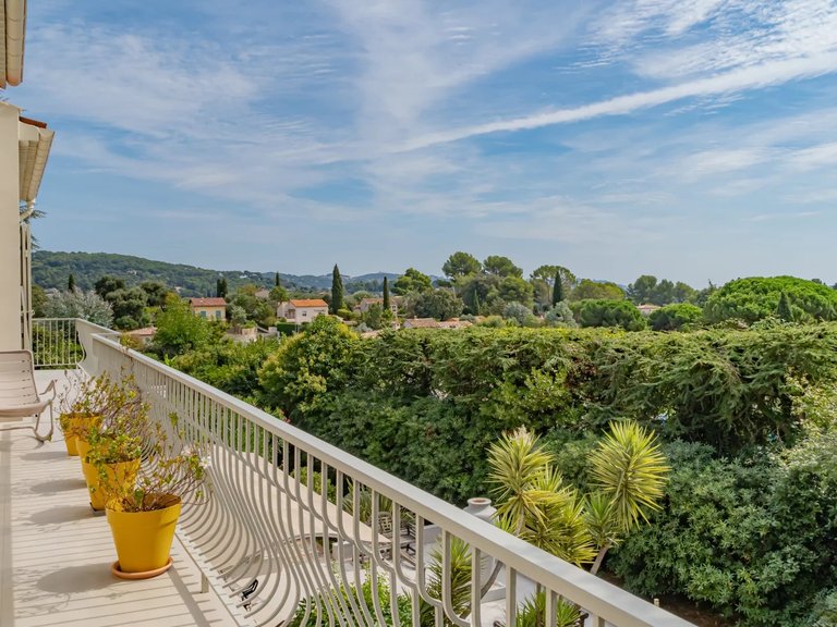 Villa for Sale in La Roquette Sur Siagne, Mougins, Valbonne, Grasse Area 13