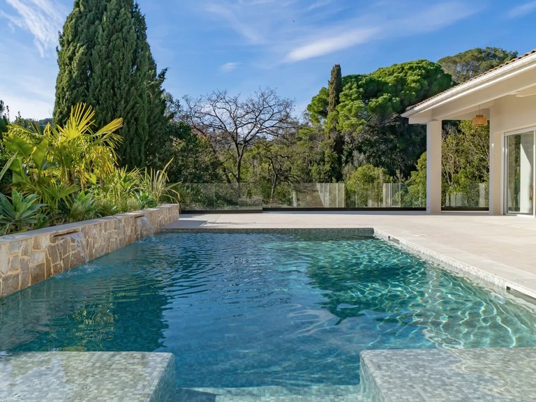 Villa for Sale in Mougins, Mougins, Valbonne, Grasse Area 18