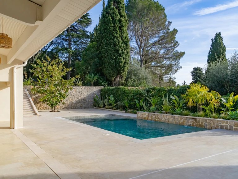 Villa for Sale in Mougins, Mougins, Valbonne, Grasse Area 20