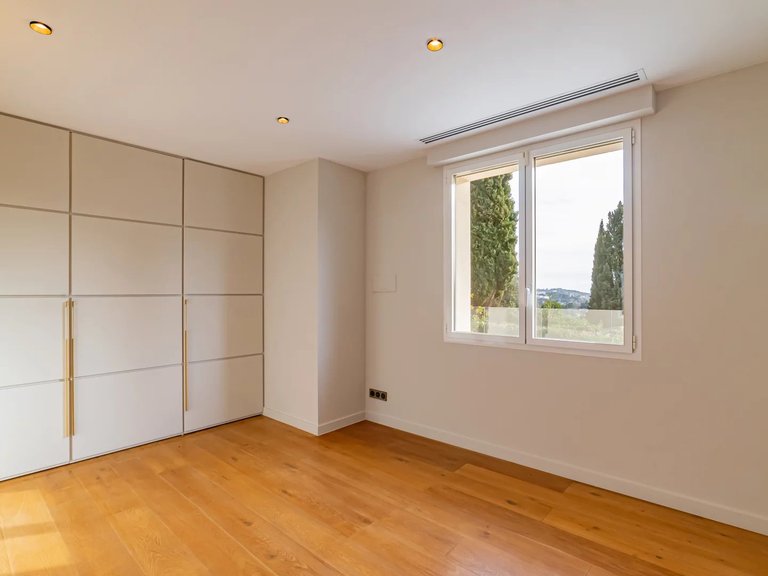 Villa for Sale in Mougins, Mougins, Valbonne, Grasse Area 10
