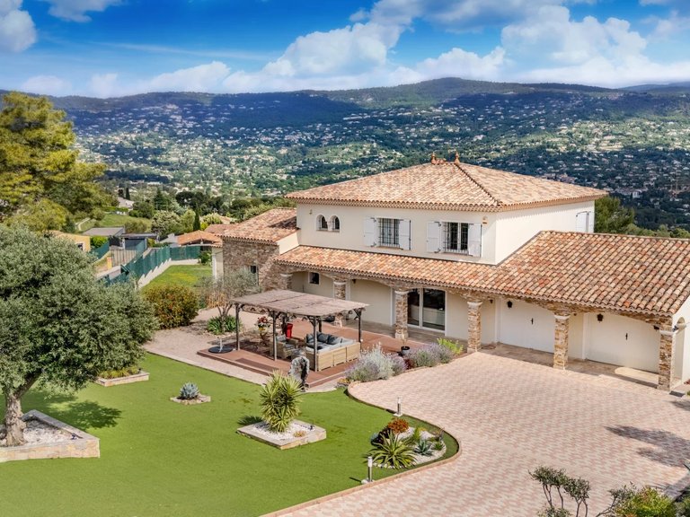 Villa for Sale in Peymeinade, Mougins, Valbonne, Grasse Area 1