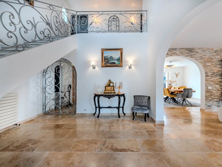 Villa for Sale in Peymeinade, Mougins, Valbonne, Grasse Area 6