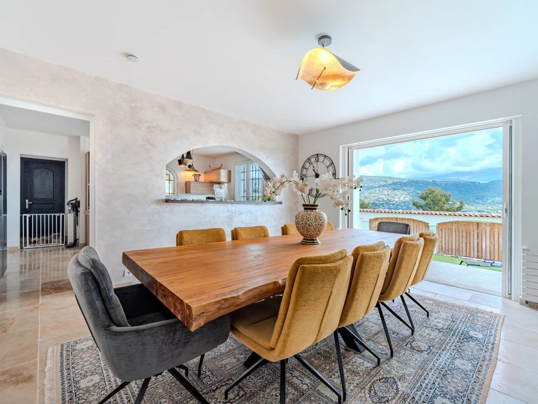 Villa for Sale in Peymeinade, Mougins, Valbonne, Grasse Area 8