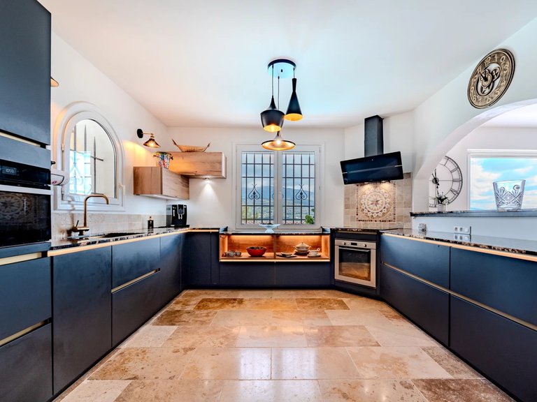 Villa for Sale in Peymeinade, Mougins, Valbonne, Grasse Area 9