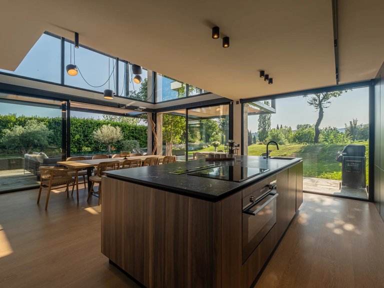 Villa for Sale in Opio, Mougins, Valbonne, Grasse Area 19