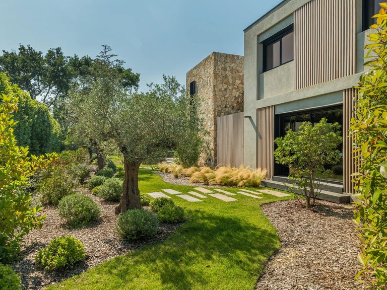 Villa for Sale in Opio, Mougins, Valbonne, Grasse Area 10