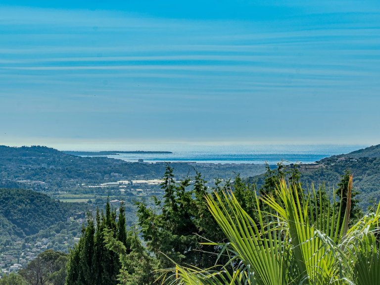 Villa for Sale in Peymeinade, Mougins, Valbonne, Grasse Area 1