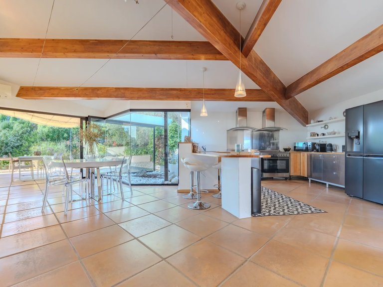 Villa for Sale in Peymeinade, Mougins, Valbonne, Grasse Area 12