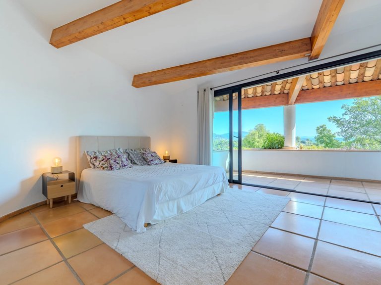 Villa for Sale in Peymeinade, Mougins, Valbonne, Grasse Area 13