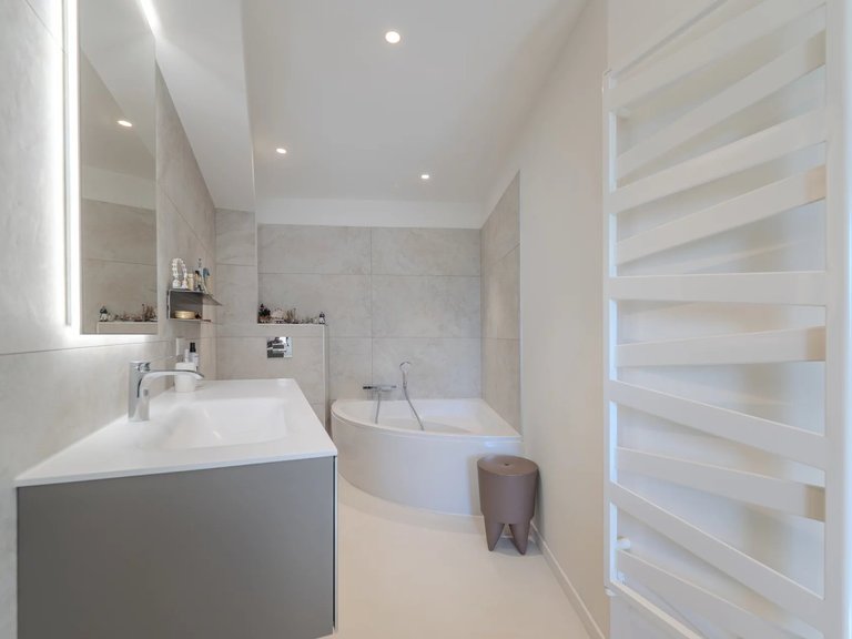 Villa for Sale in Peymeinade, Mougins, Valbonne, Grasse Area 19