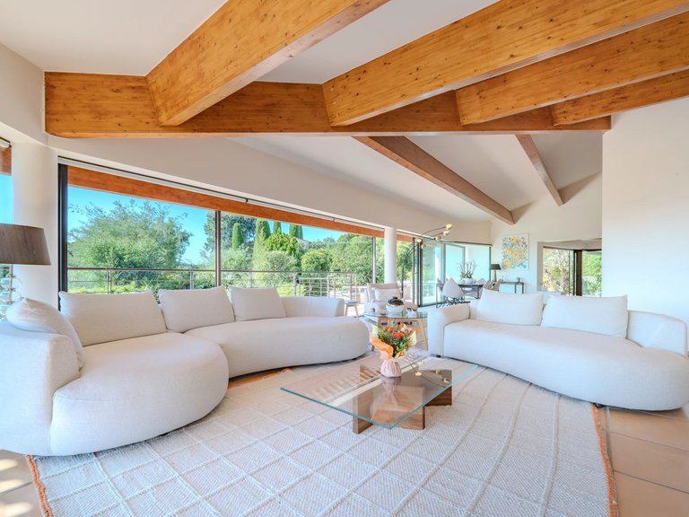 Villa for Sale in Peymeinade, Mougins, Valbonne, Grasse Area 8
