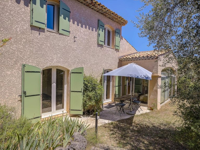 Villa for Sale in Valbonne, Mougins, Valbonne, Grasse Area 2