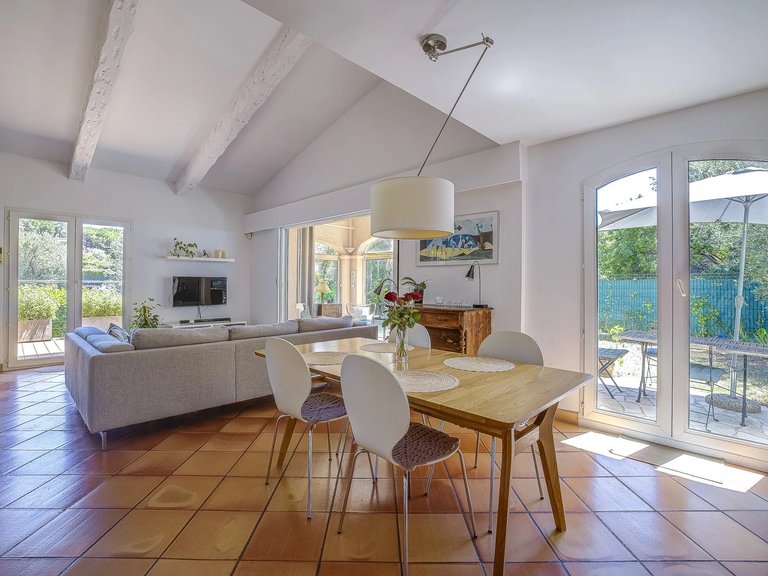 Villa for Sale in Valbonne, Mougins, Valbonne, Grasse Area 14