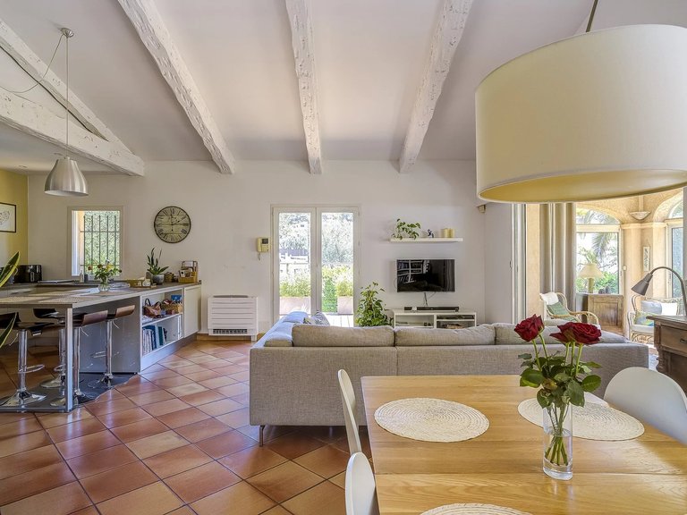 Villa for Sale in Valbonne, Mougins, Valbonne, Grasse Area 17