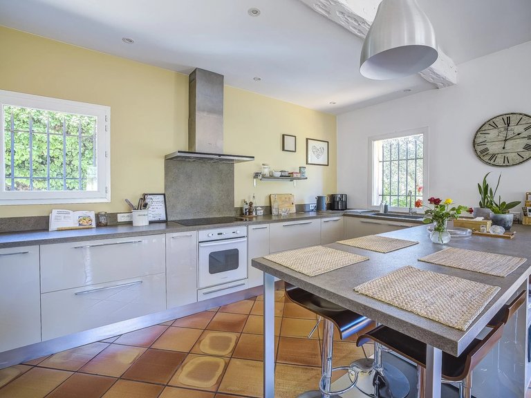 Villa for Sale in Valbonne, Mougins, Valbonne, Grasse Area 20