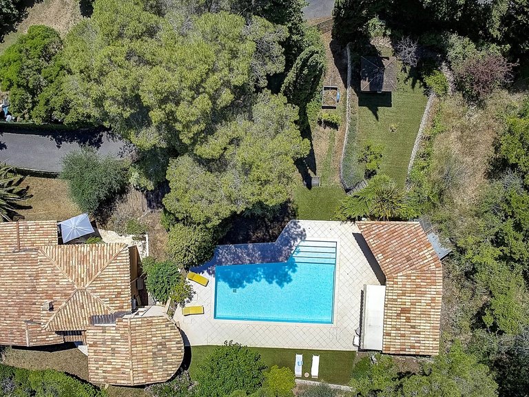 Villa for Sale in Valbonne, Mougins, Valbonne, Grasse Area 3