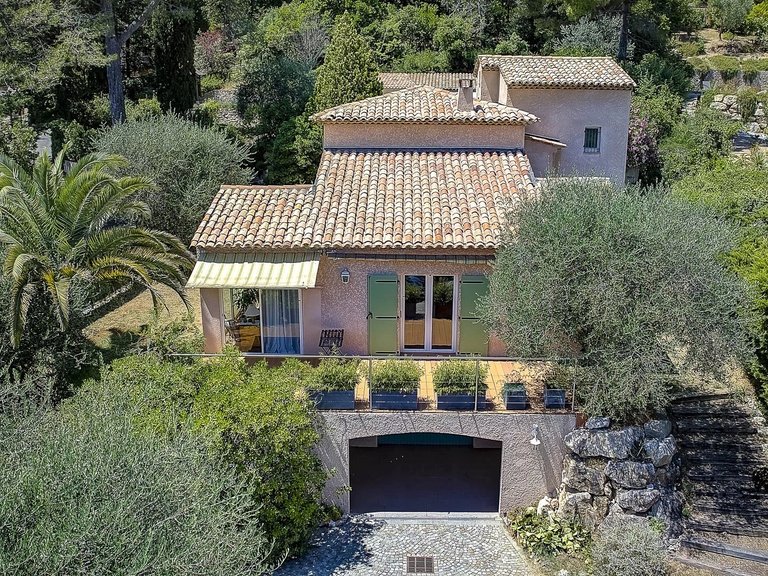 Villa for Sale in Valbonne, Mougins, Valbonne, Grasse Area 4