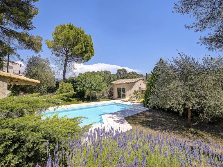 Villa for Sale in Valbonne, Mougins, Valbonne, Grasse Area 5