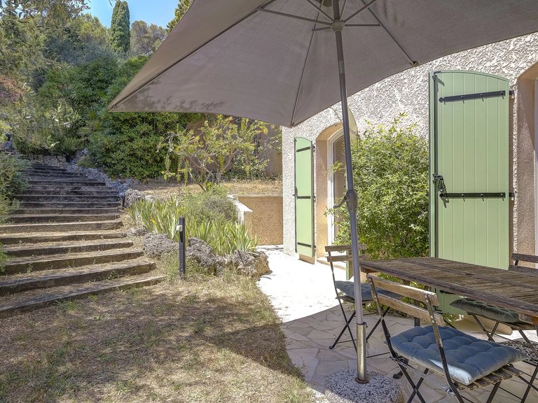 Villa for Sale in Valbonne, Mougins, Valbonne, Grasse Area 9