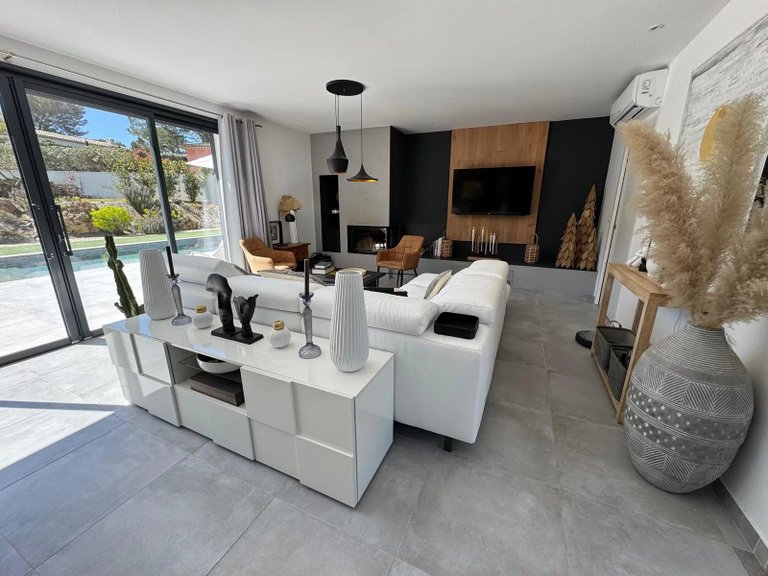Villa for Sale in Peymeinade, Mougins, Valbonne, Grasse Area 3