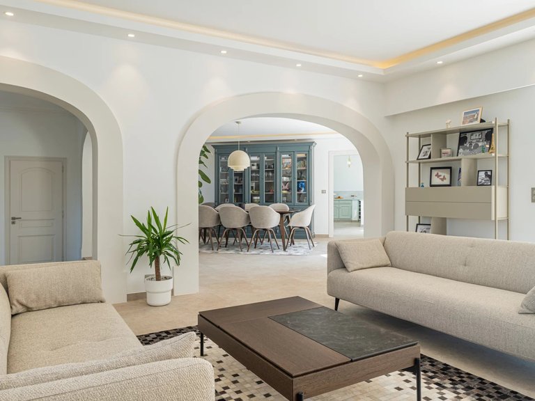 Villa for Sale in Valbonne, Mougins, Valbonne, Grasse Area 5