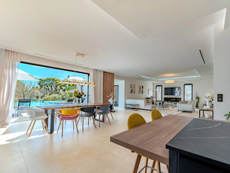 Villa for Sale in Roquefort Les Pins, Mougins, Valbonne, Grasse Area 8