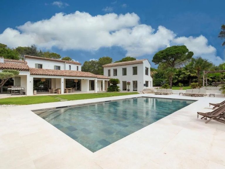 Villa for Sale in Mougins, Mougins, Valbonne, Grasse Area 1
