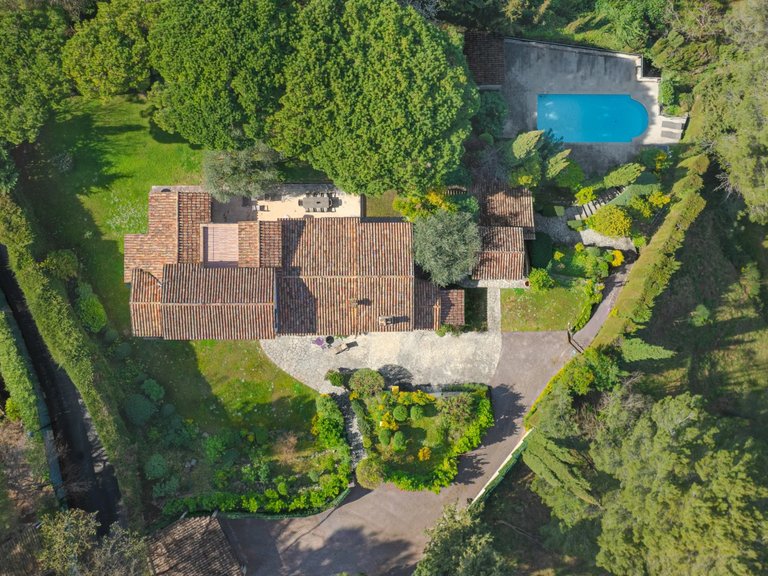 Villa for Sale in Mougins, Mougins, Valbonne, Grasse Area 2