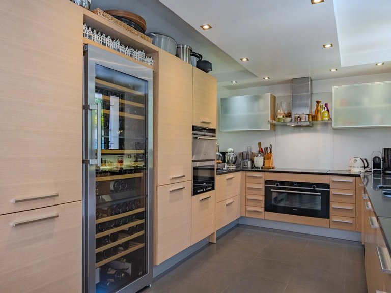 Villa for Sale in Mougins, Mougins, Valbonne, Grasse Area 15