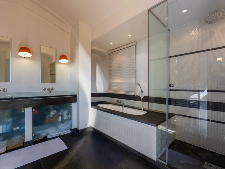 Villa for Sale in Mougins, Mougins, Valbonne, Grasse Area 17