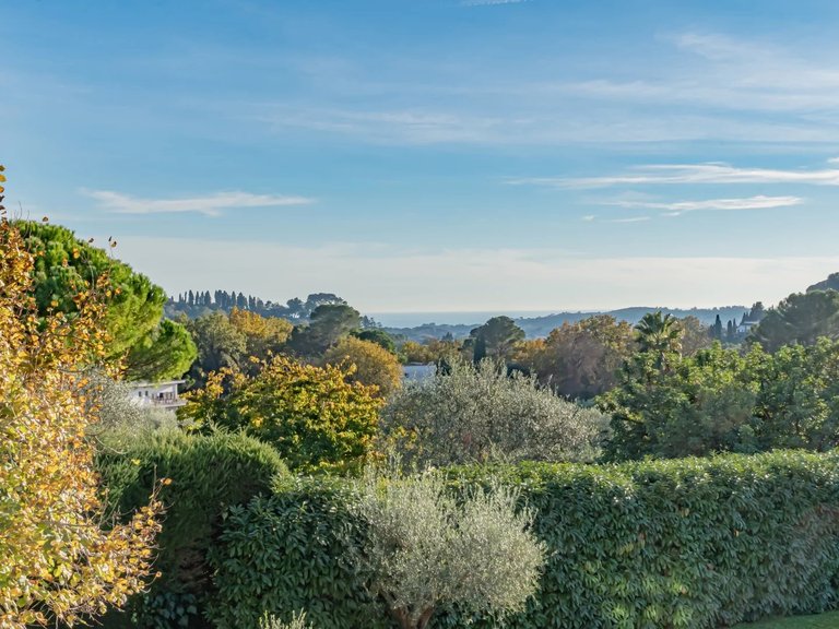 Villa for Sale in Mougins, Mougins, Valbonne, Grasse Area 4