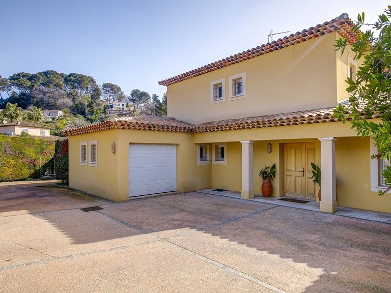 Villa for Sale in Mougins, Mougins, Valbonne, Grasse Area 7
