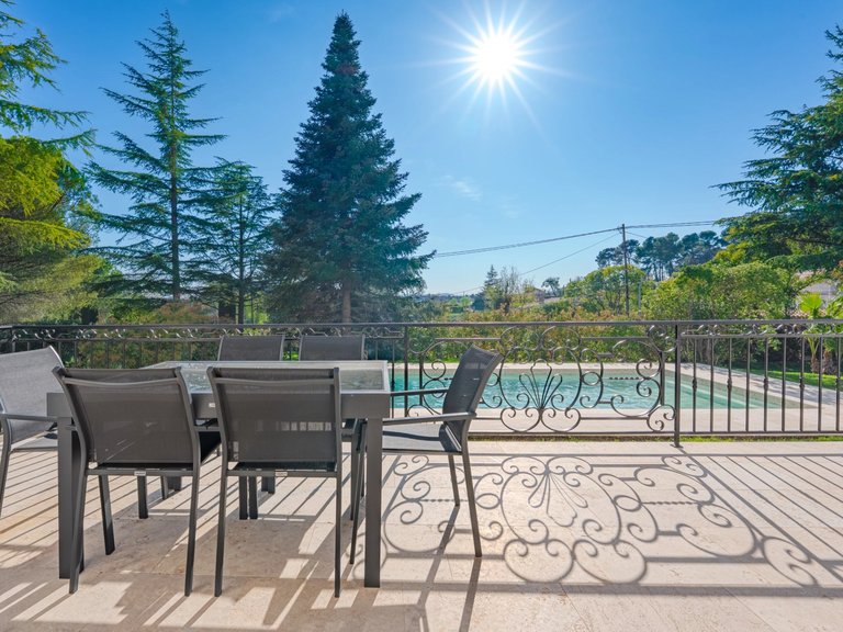 Villa for Sale in Chateauneuf Grasse, Mougins, Valbonne, Grasse Area 8