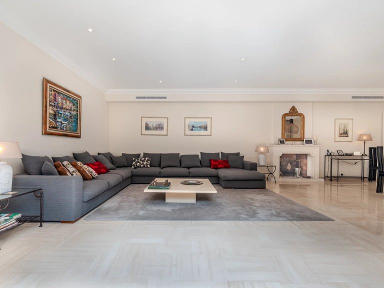 Villa for Sale in Mougins, Mougins, Valbonne, Grasse Area 3