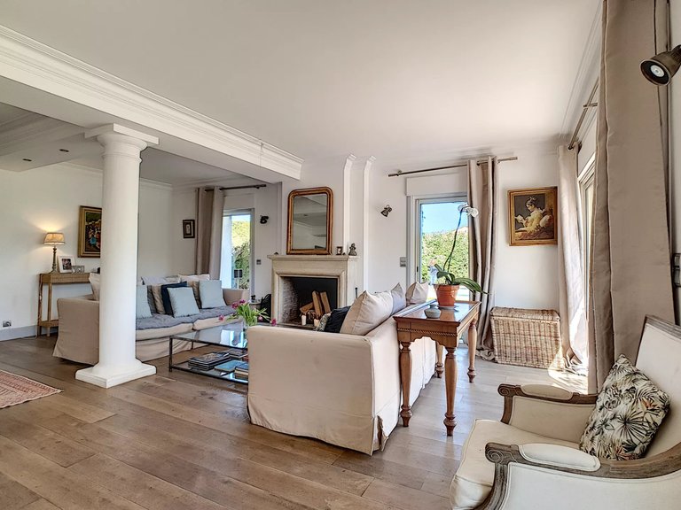 Villa for Sale in Mougins, Mougins, Valbonne, Grasse Area 4